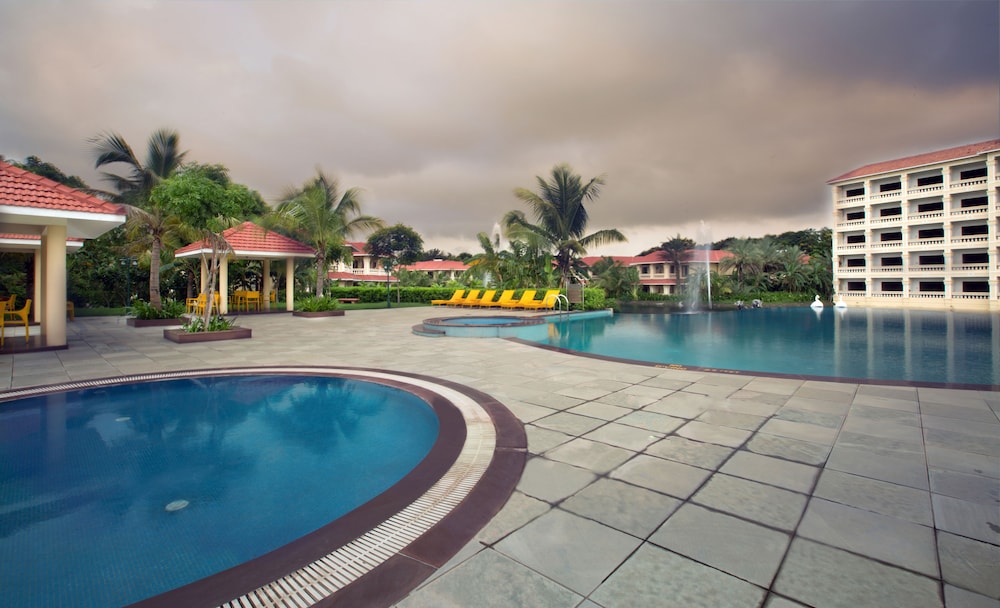 Regency Lagoon Resort 3/44