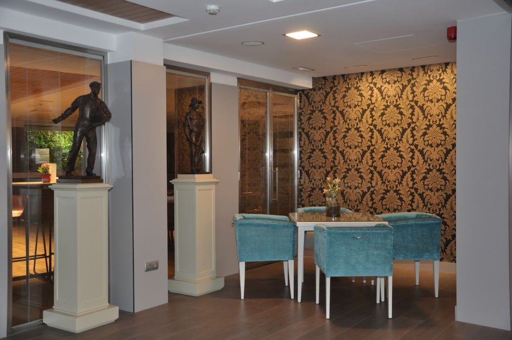 Hotel Selu 6/64
