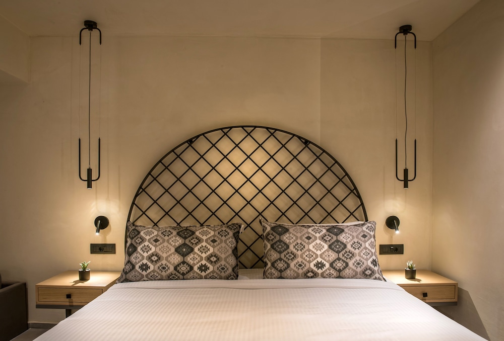 Petousis Hotel & Suites 11/50