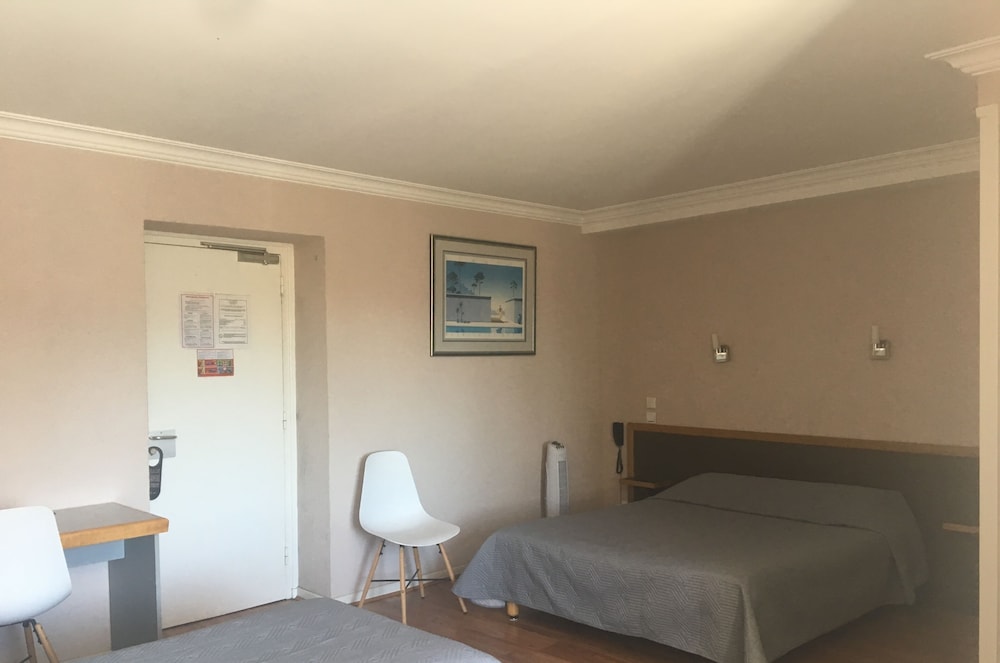 Hotel du Val de Saone 34/59