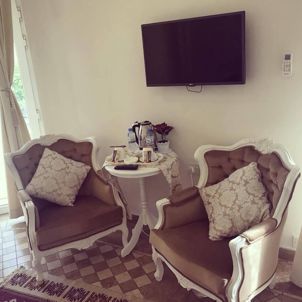 Lord's Residence Boutique Hotel 51/75