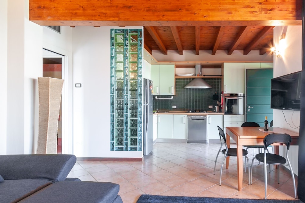 Lugana Village Resort & Sporting Club 37/50