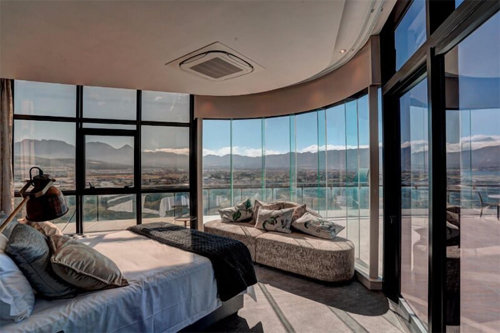 Ocean View Penthouse 16/41