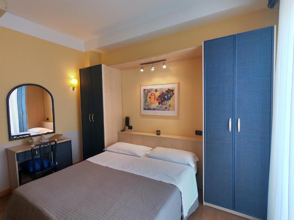 Comfort, Quadruple, Double and Bunk Bed