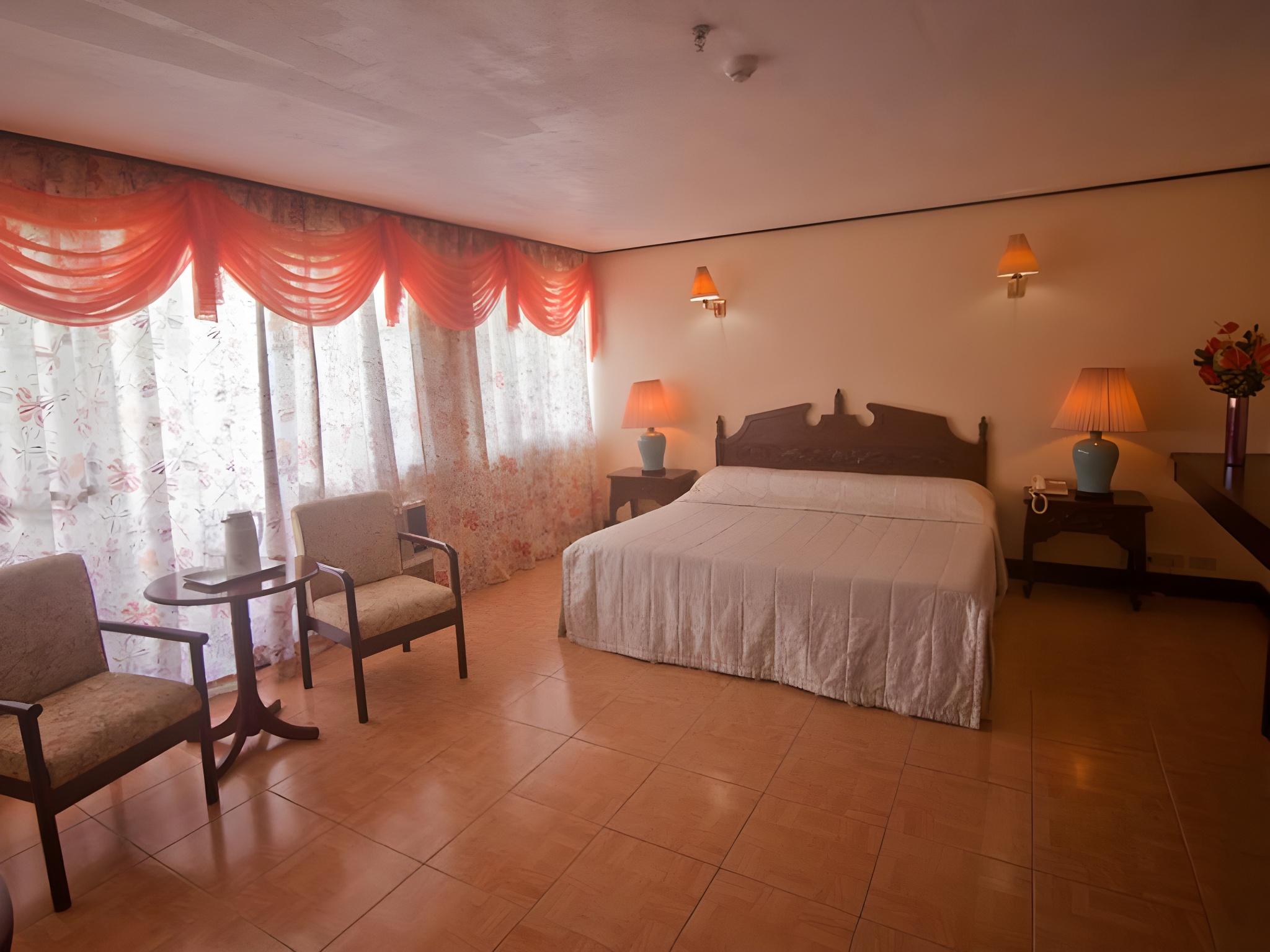 Don Felipe Hotel 8/23