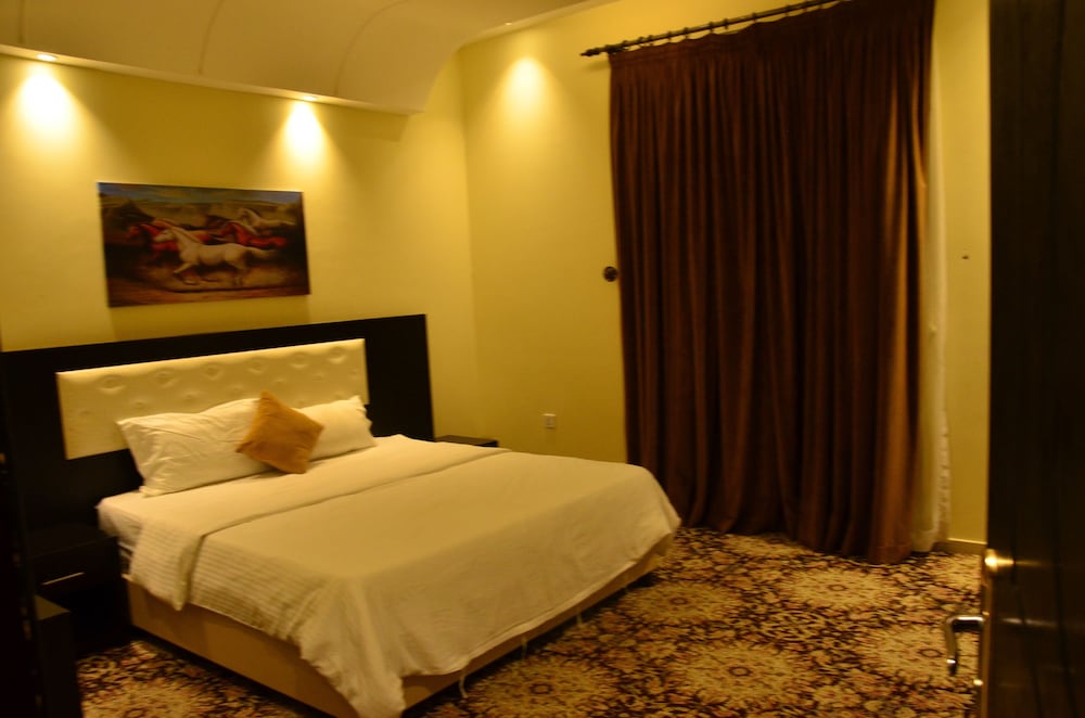 زهرة روزا باي كوايت رومز(Zahrat Rozah By Quiet Rooms) 11/20