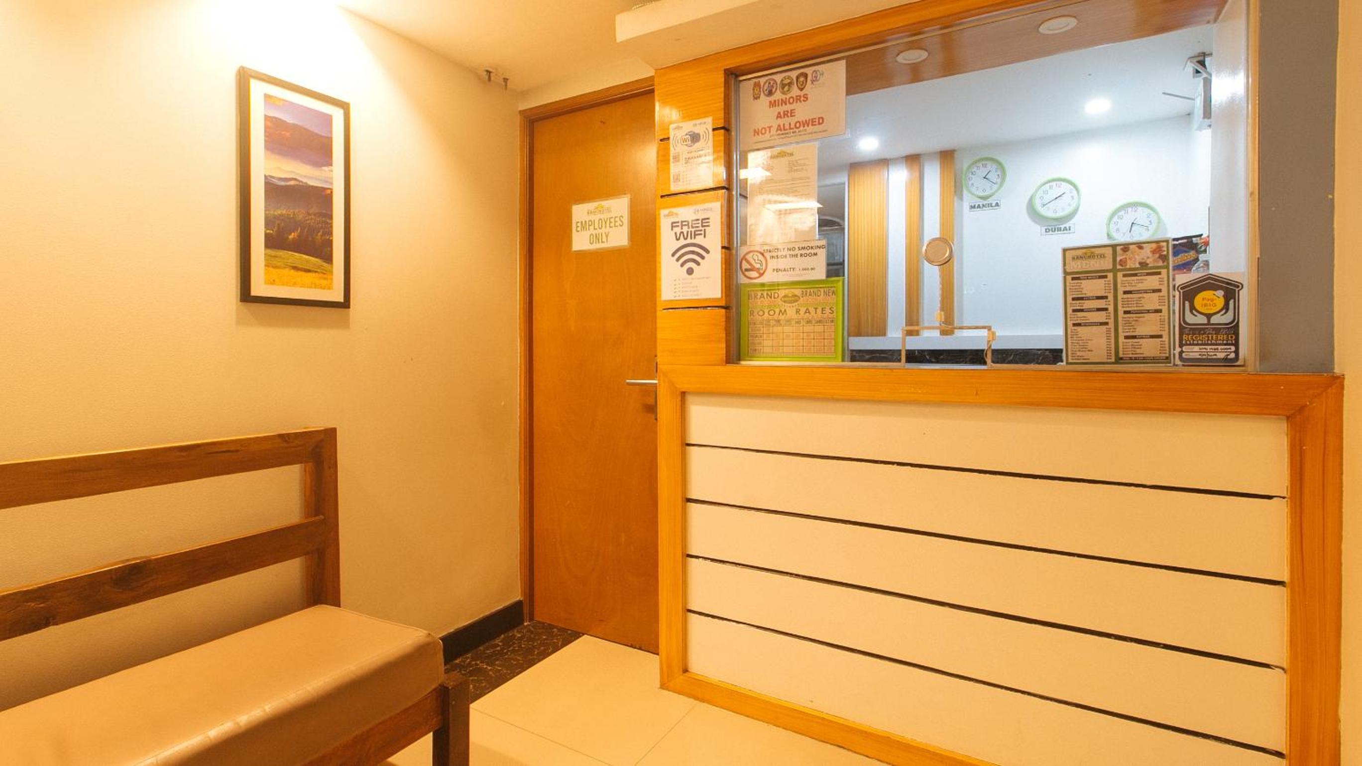 OYO 717 Ranchotel Bayanan 3/50