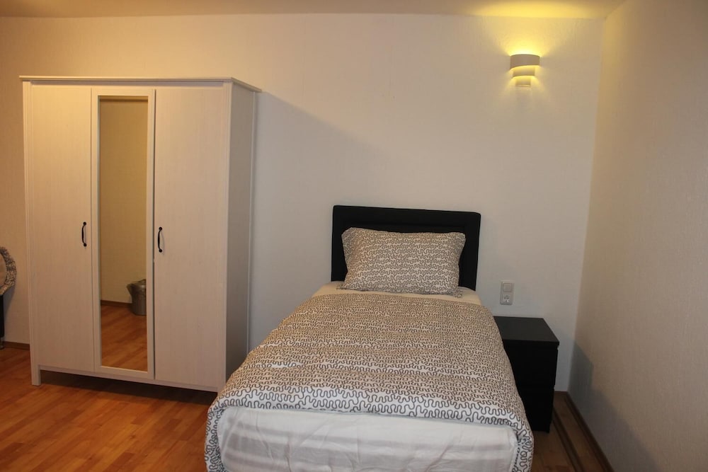 Hotel Garni Emir 11/50