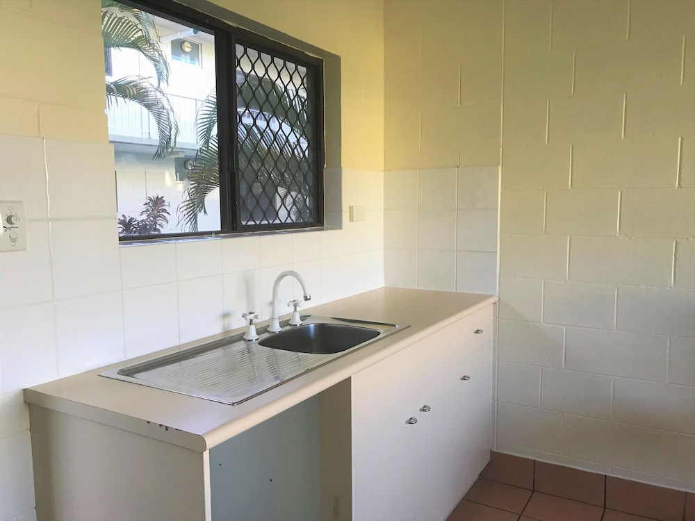 Lake Central Cairns 59/60