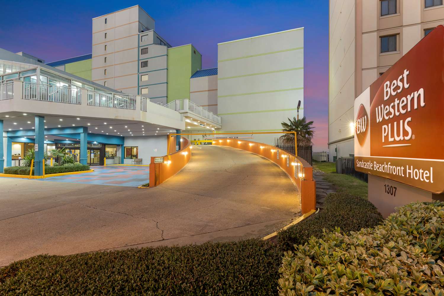 Sandcastle Resort On The Beach 48/48