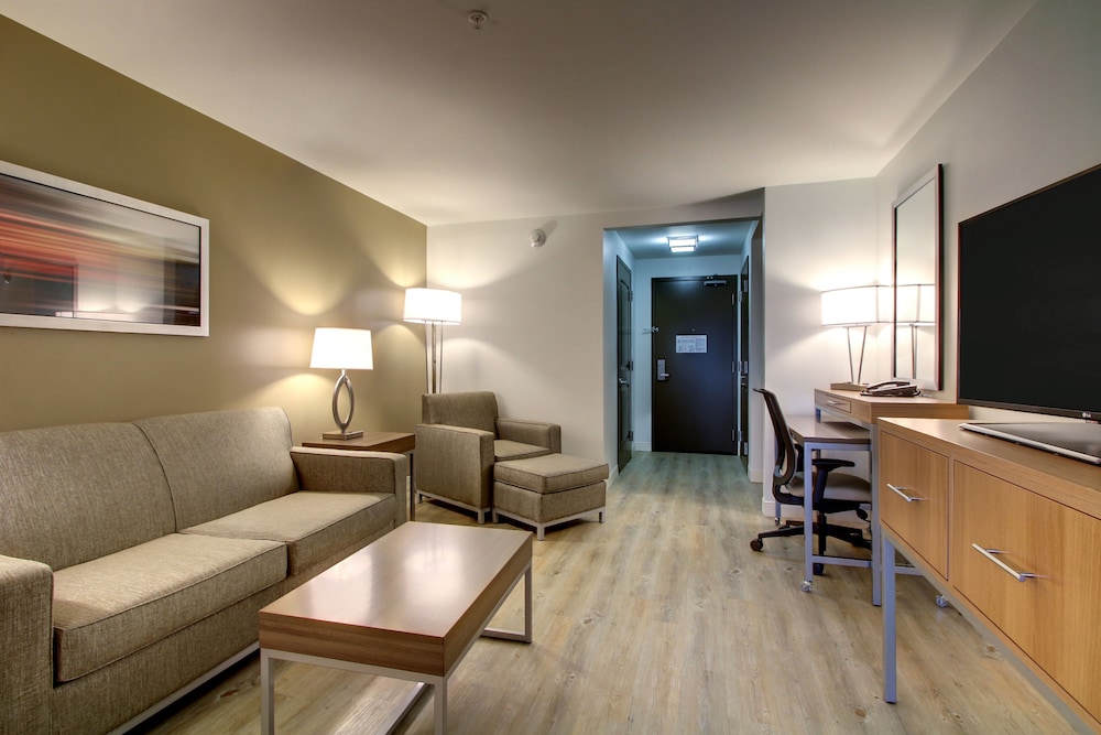 Holiday Inn Peoria At Grand Prairie 29/75
