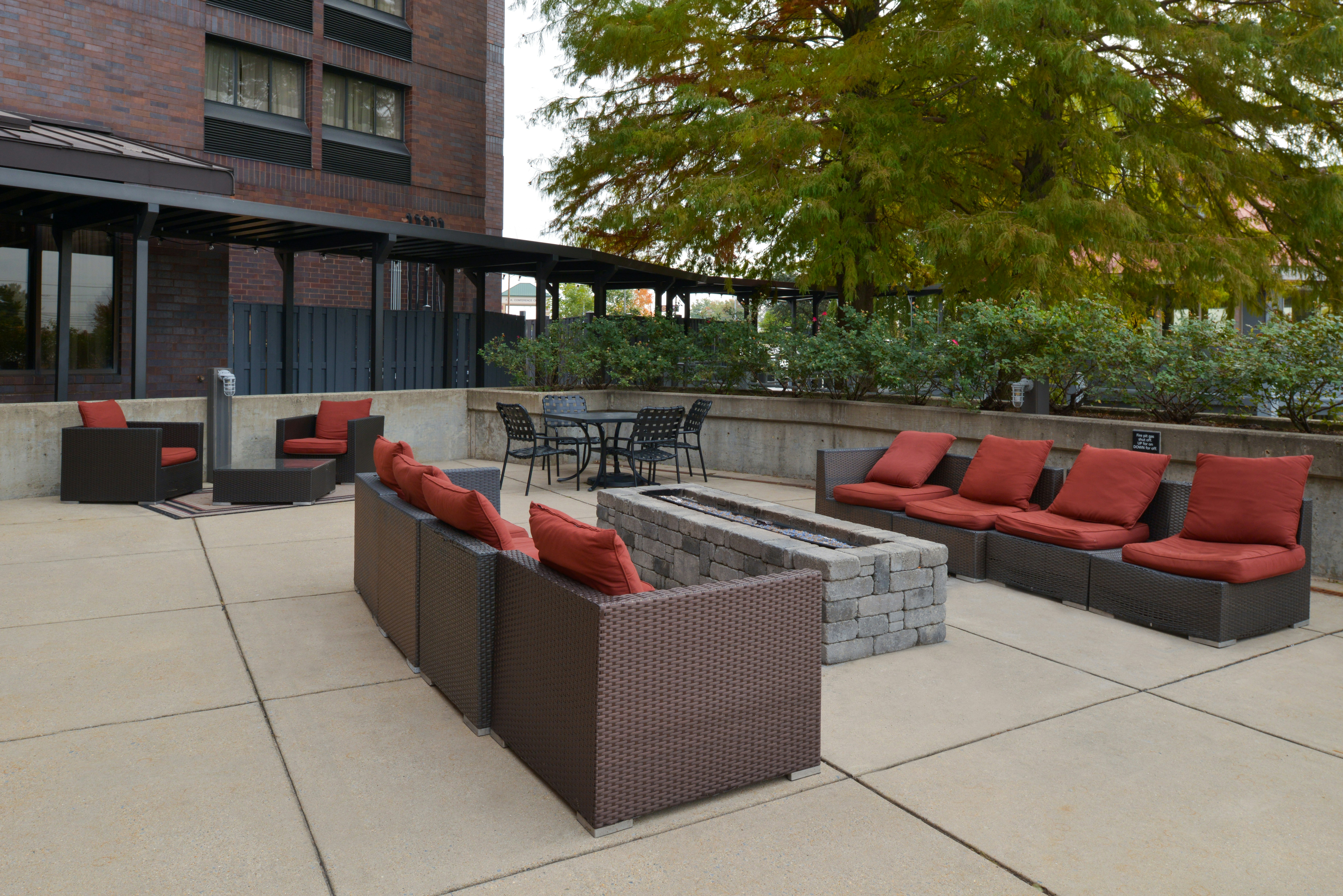 Hampton Inn Frederick 34/70