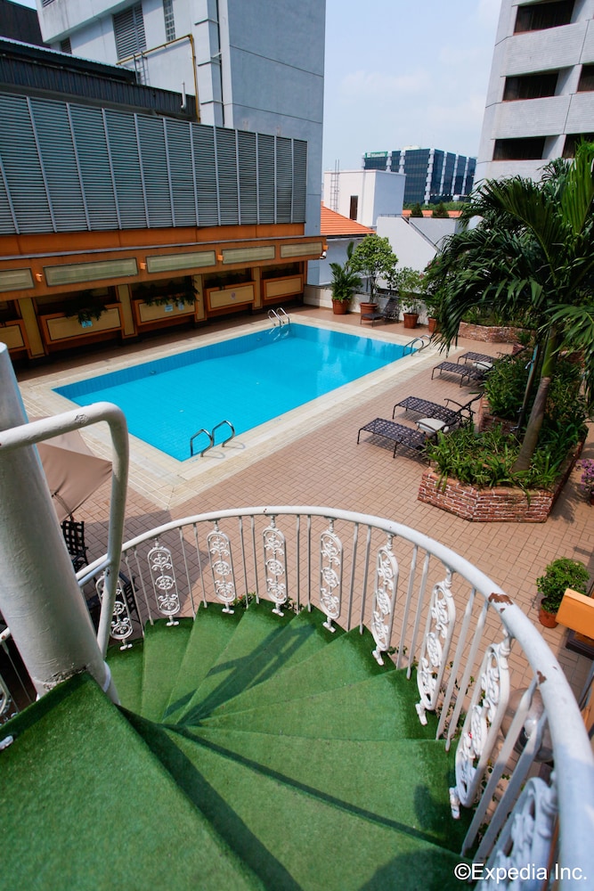 Hotel Grand Pacific 65/70