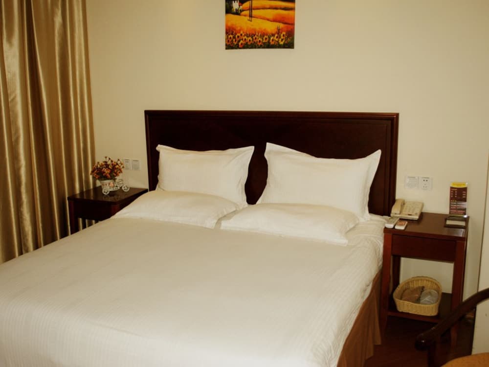 Greentree Inn Taizhou Xinghua Anfeng Runan Garden Express Hotel 9/38
