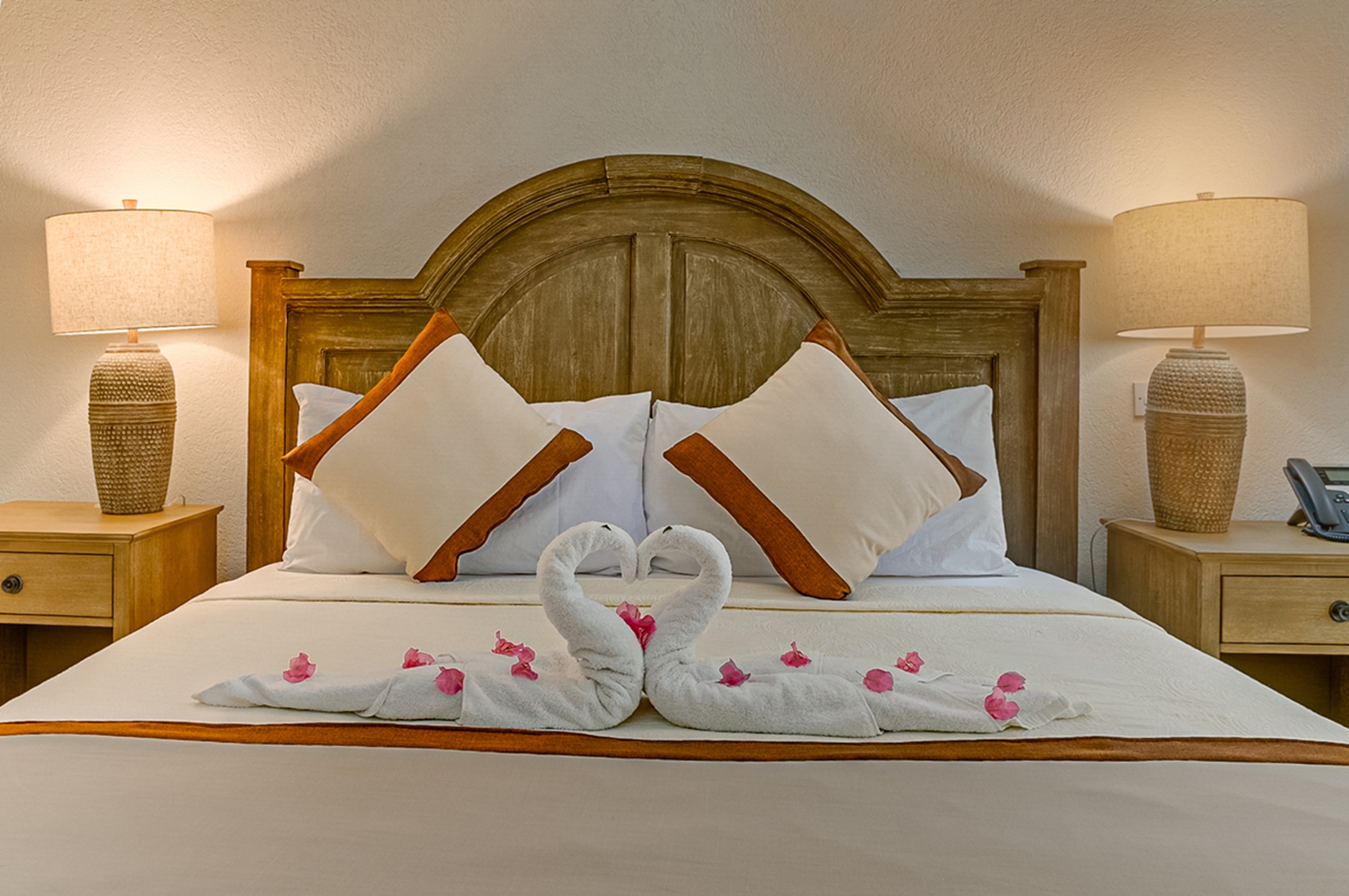 Courtyard, Suite