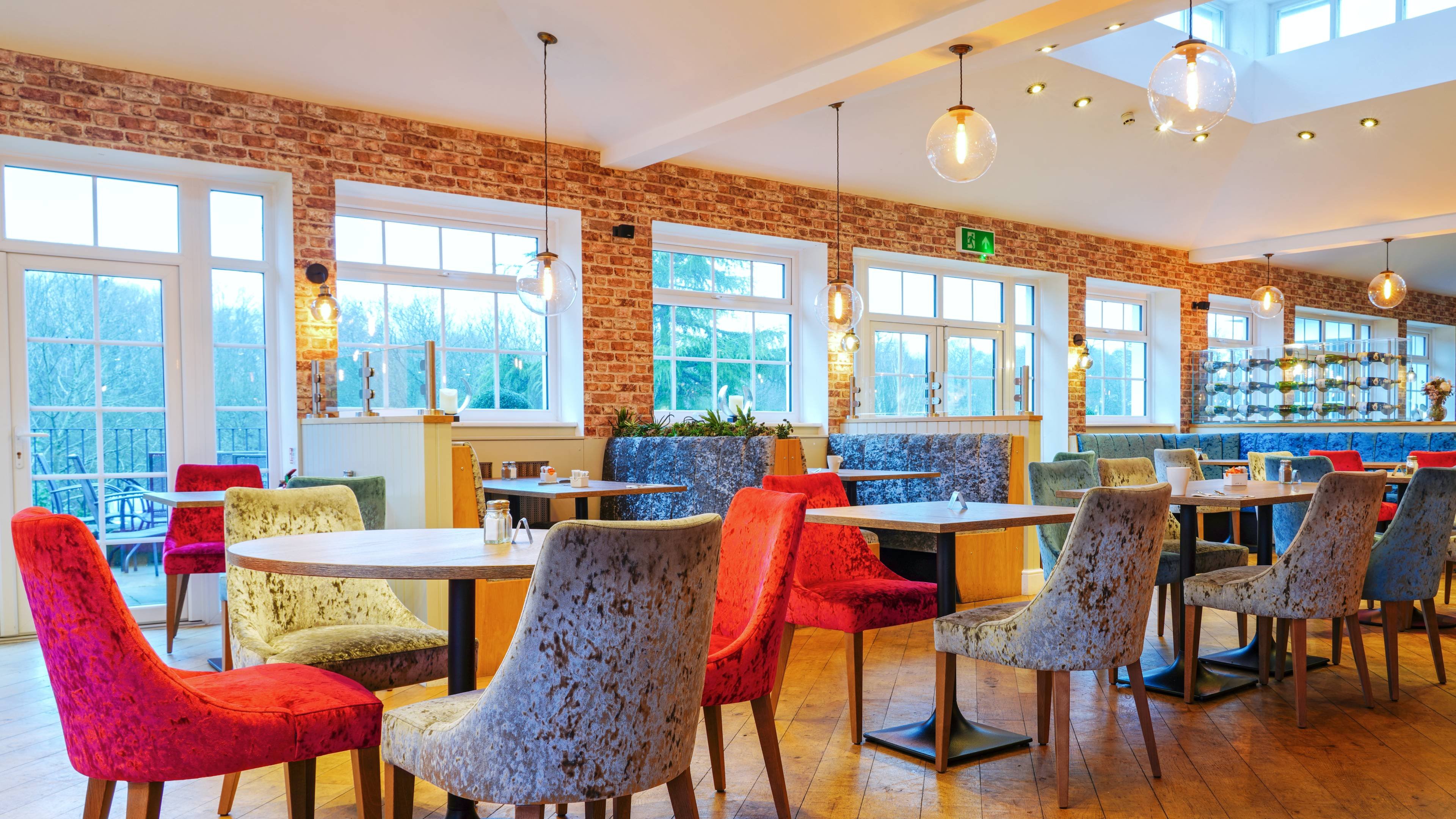 Gomersal Park Hotel 31/49