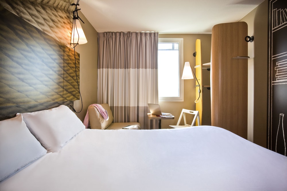 Ibis Paris La Defense Courbevoie 10/49