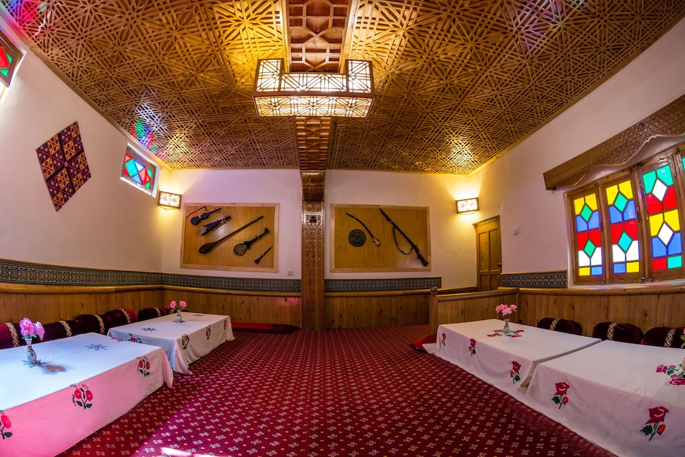 Hunza Serena Hotel 39/57