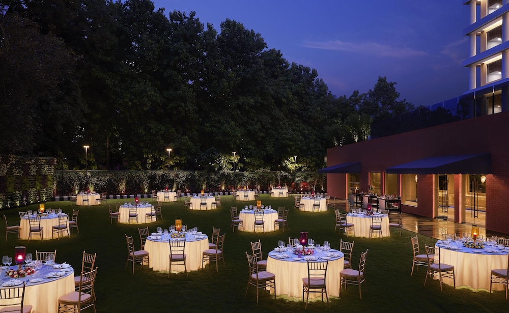 Hotel Hyatt Centric Sector17 Chandigarh 45/49