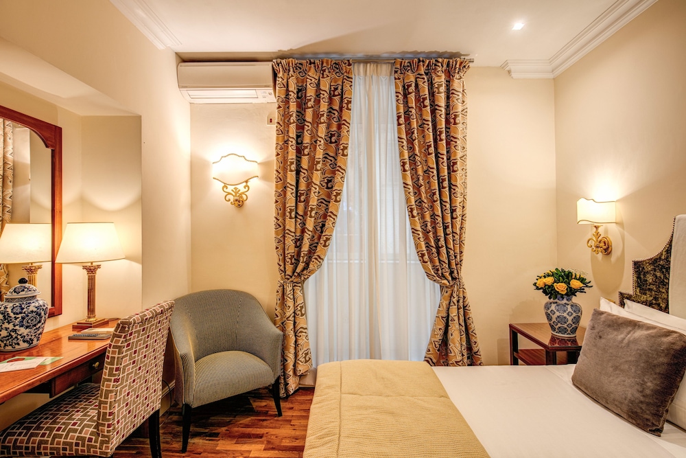 Hotel Cortina 32/53