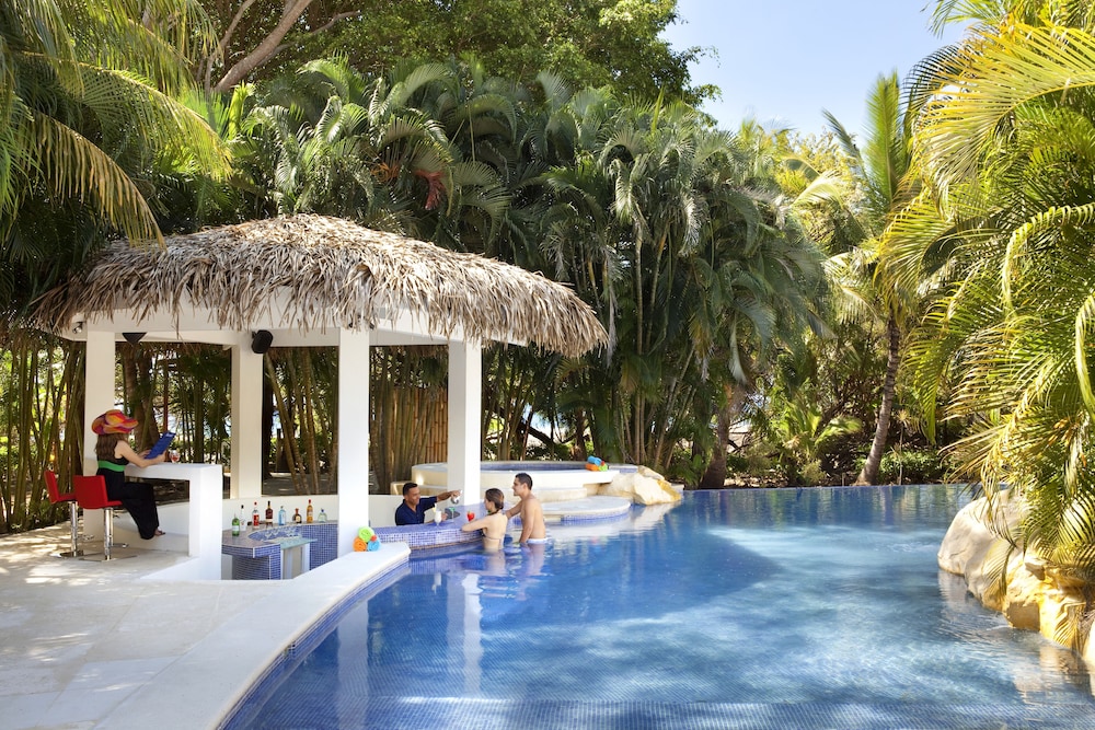 Azul Ocean Club Hotel 1/68