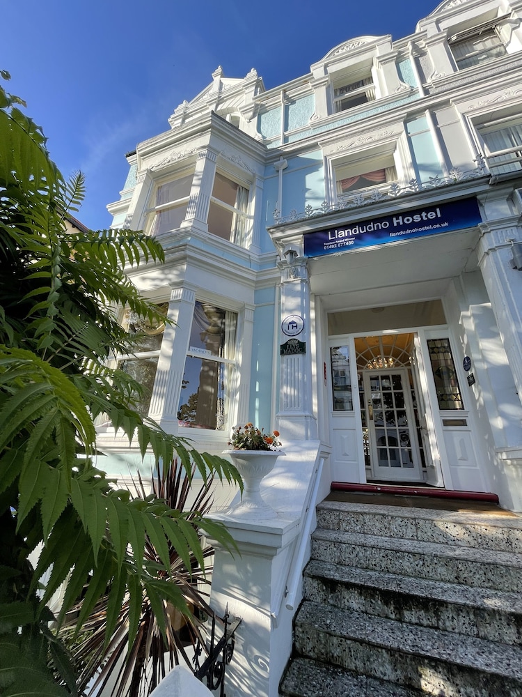 Llandudno Hostel 5/50