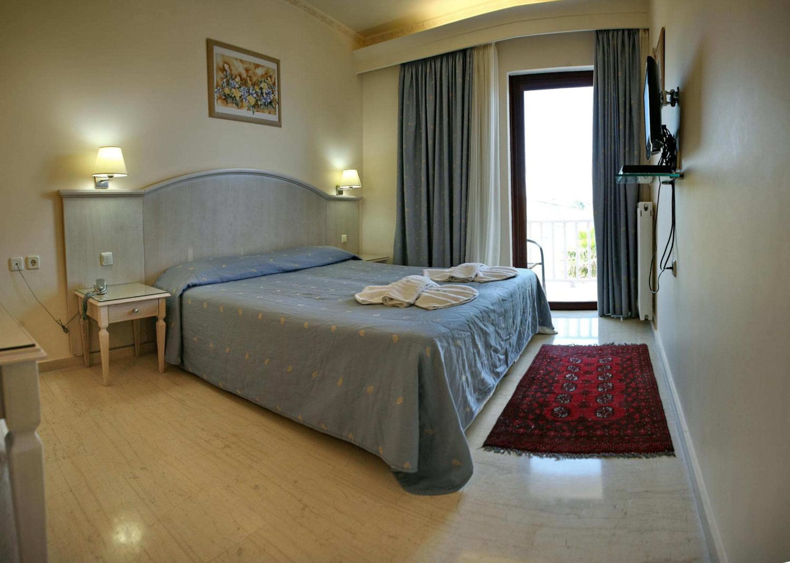 ROOM, DOUBLE BED, SEA VIEW