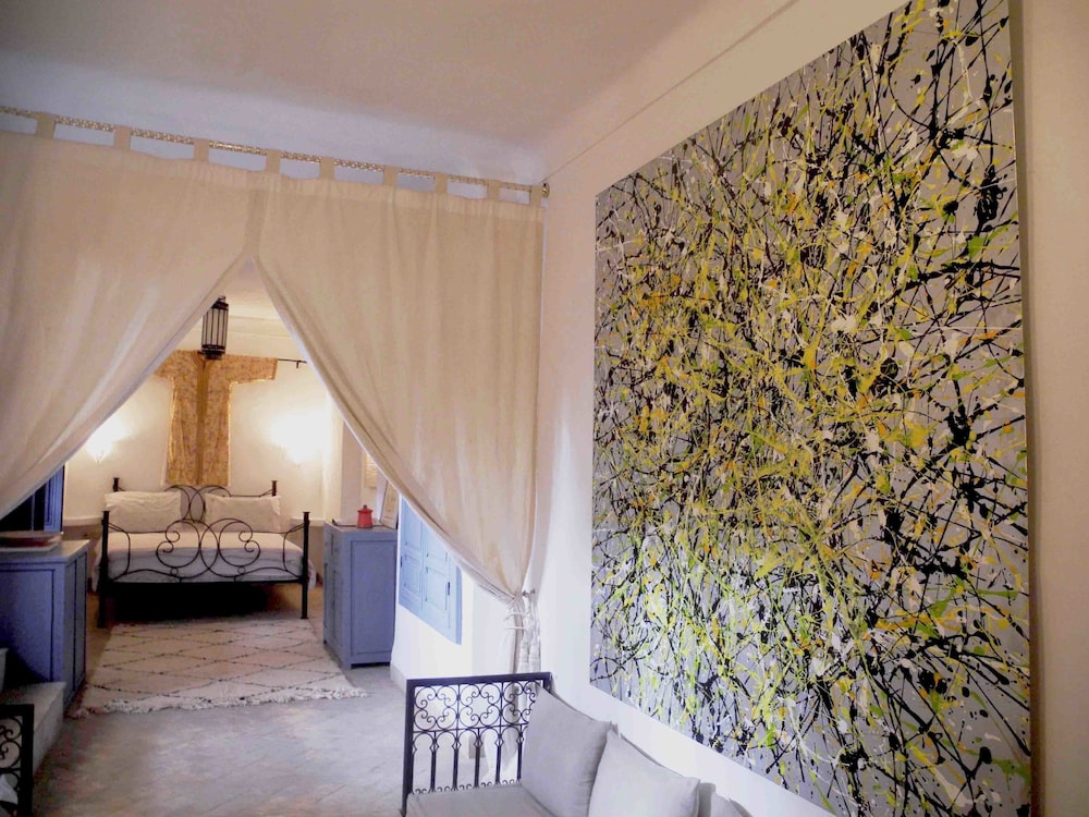 Riad Linda 8/43