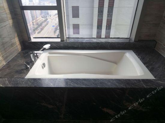 Hotel Conrab (Ganzhou Wanxiang) 56/58