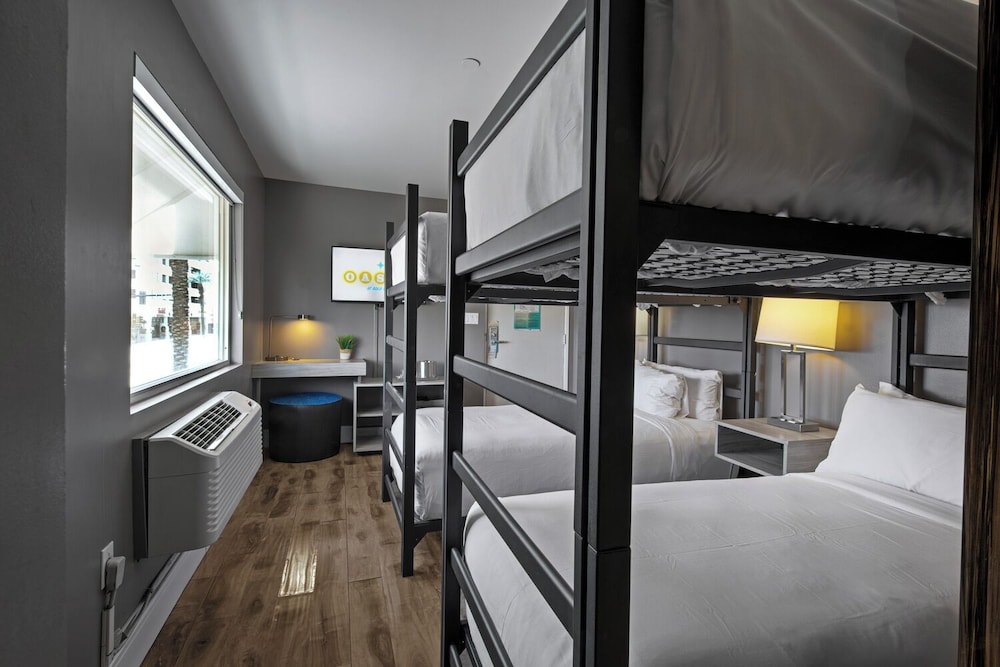 ROOM, BUNK BED, POOL SIDE