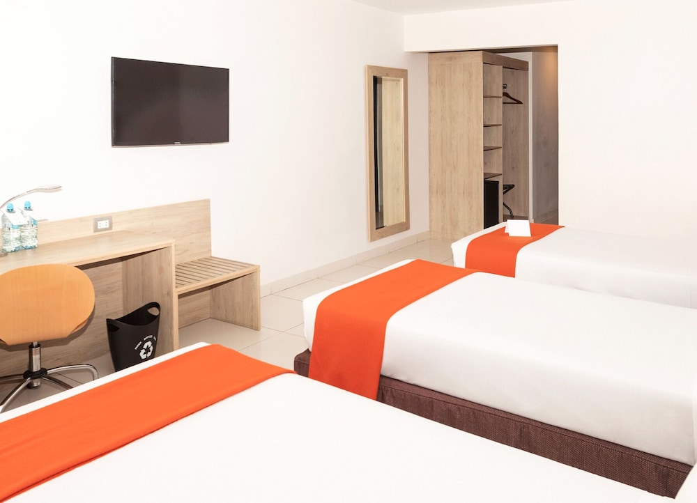 CASA ANDINA STANDARD PIURA 20/62