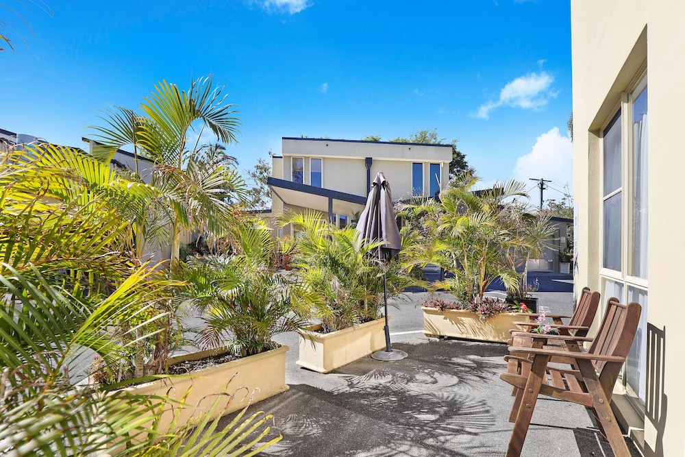 Caboolture Riverlakes Motel 2/66
