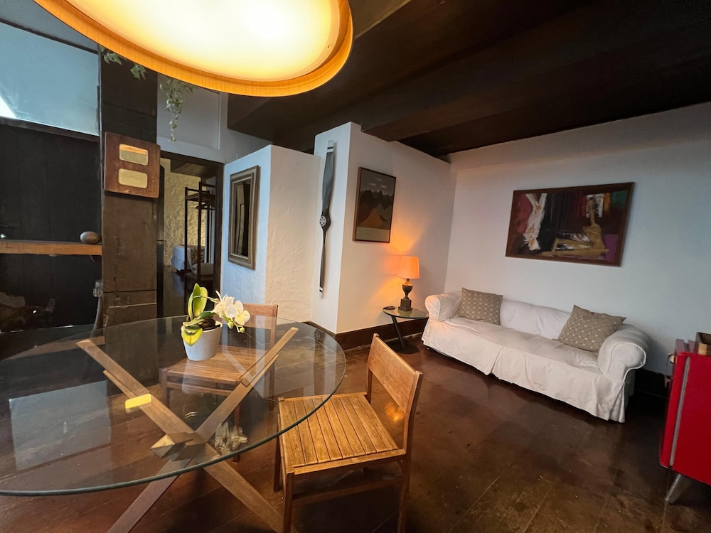 Cliffside Guest House Experience 49/67