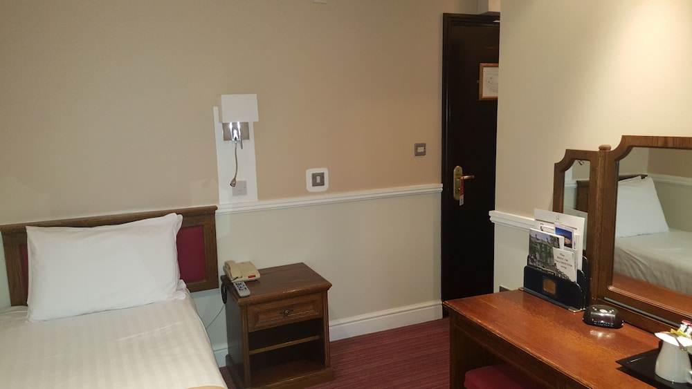 Best Western The Rose And Crown Colchester 28/47