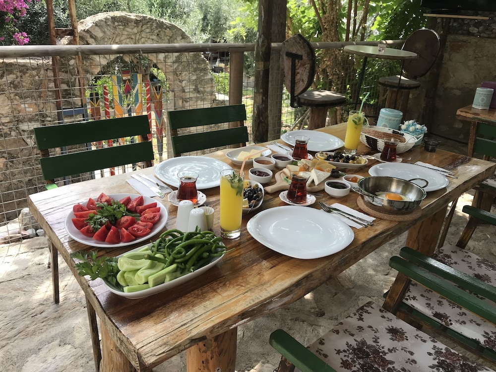 Eski Datca Pansiyon Cafe 37/50