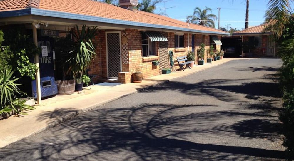 BELLVIEW MOTEL 47/55