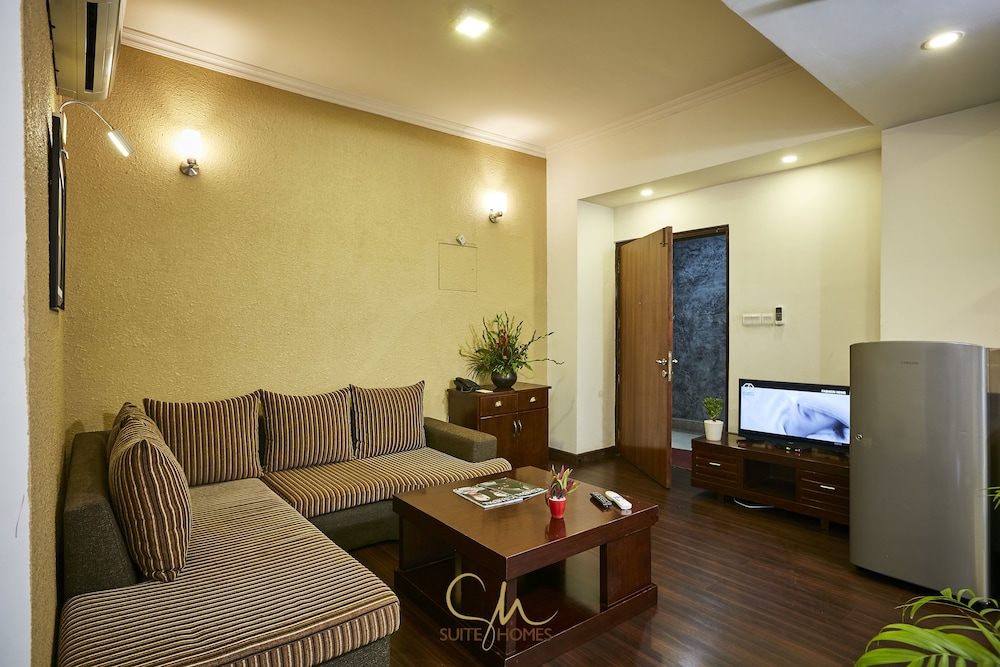 Suite Homes 33/50
