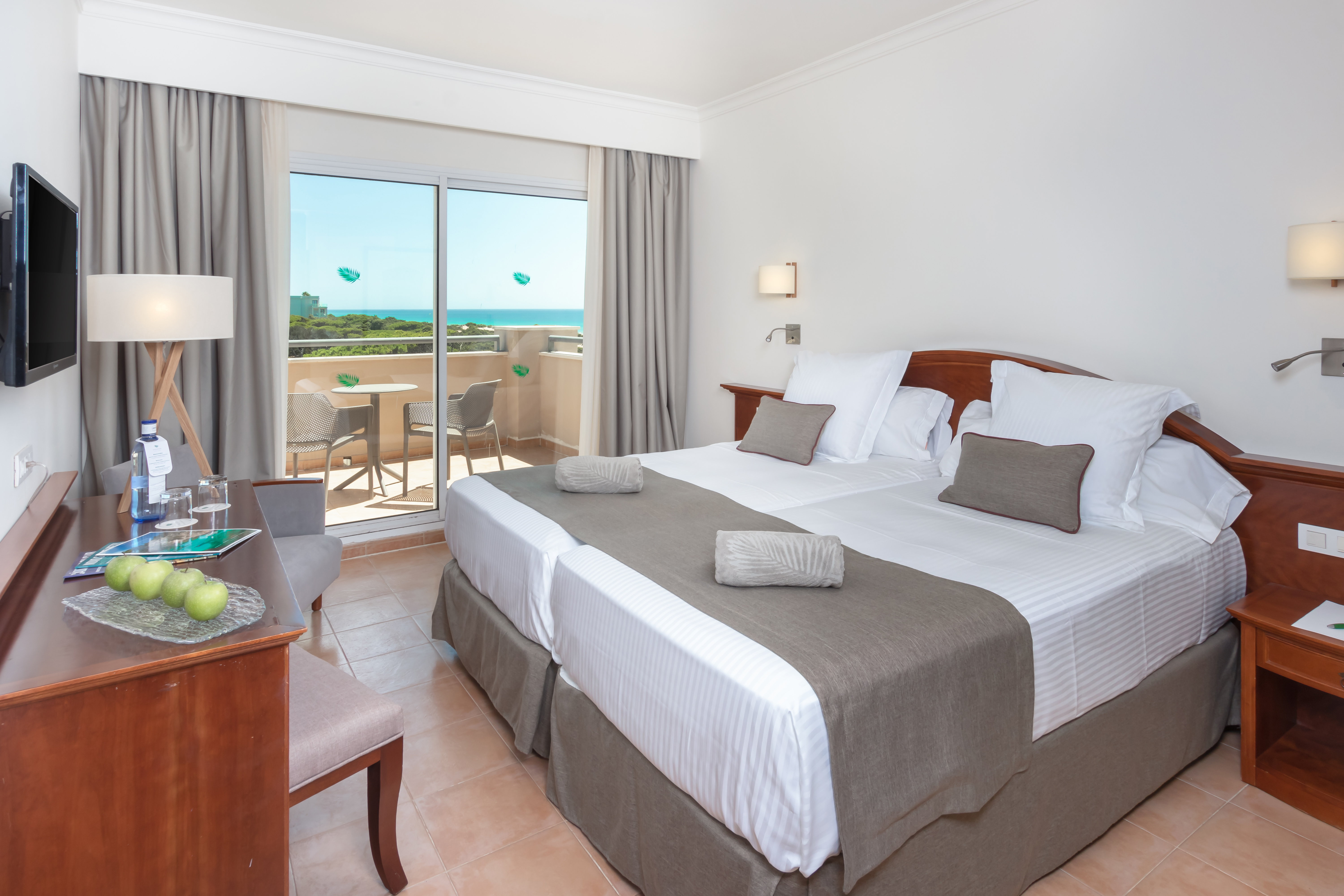 Room, Single, Double Bed, Lateral Side Sea View