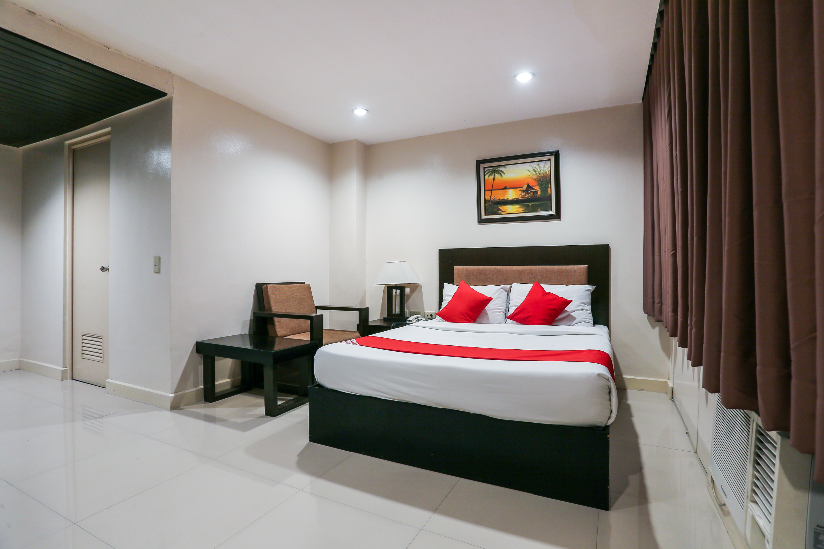 Paragon Tower Hotel 17/50