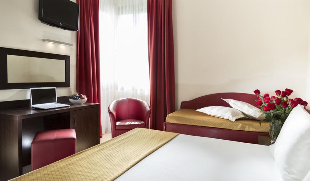 Terminal Palace And Spa 12/50