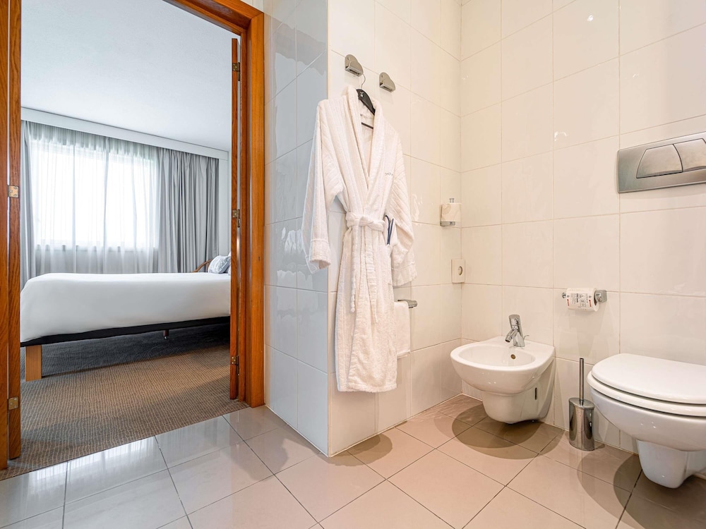 Novotel Roma Est 76/77