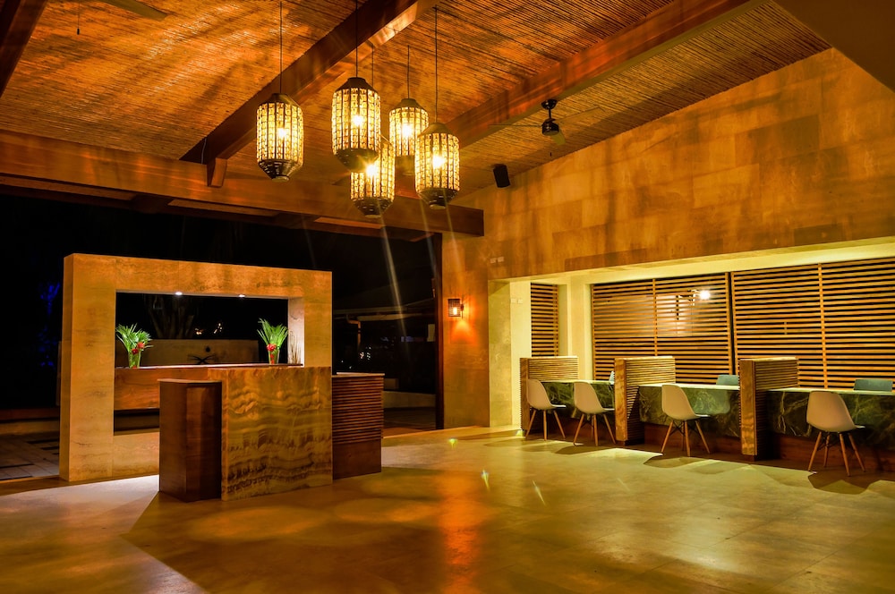 Azura Beach Resort - Adults Only 43/67