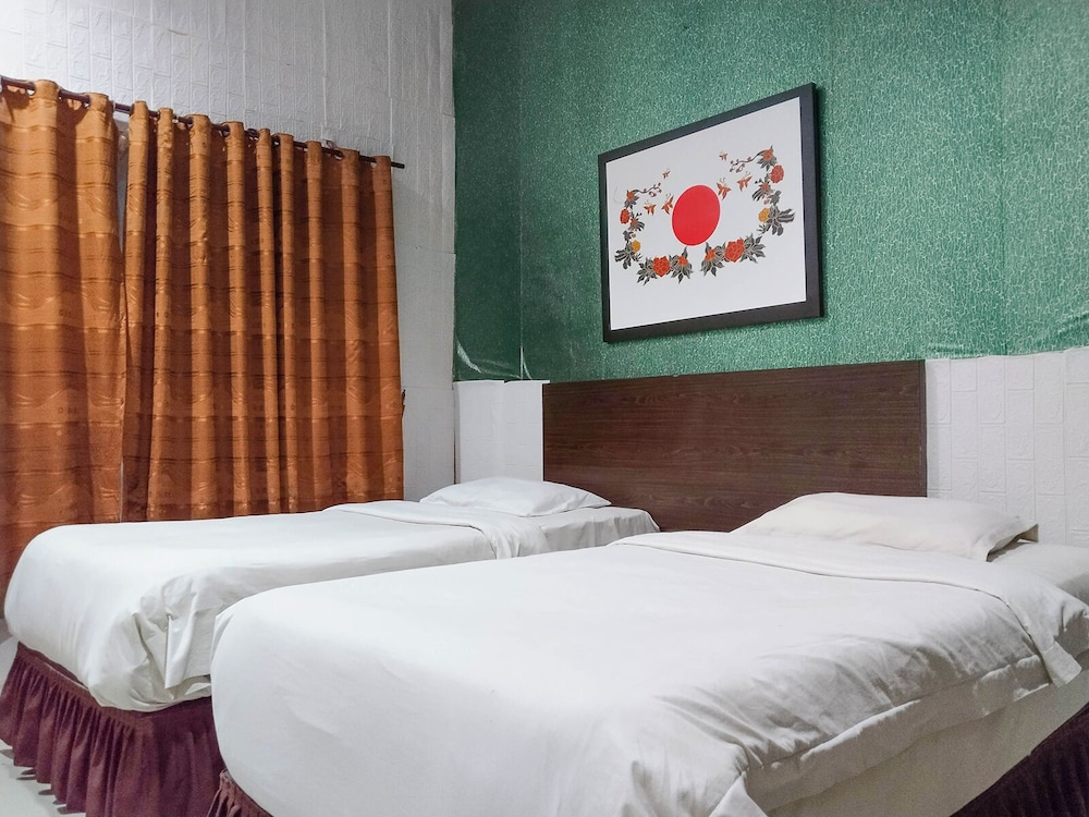 Hotel O Medan Near Gajah Mada formerly Hotel Labuhan Raya 40/61