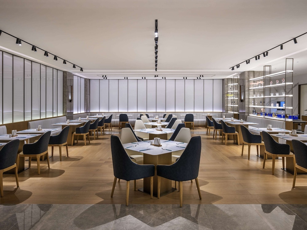 Novotel Shanghai JingAn 30/50