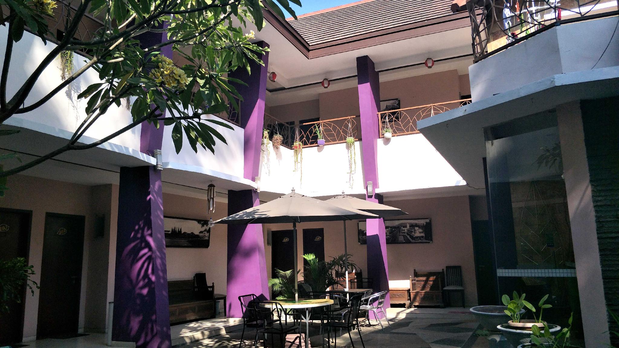 D Pavilion Guesthouse 2/21