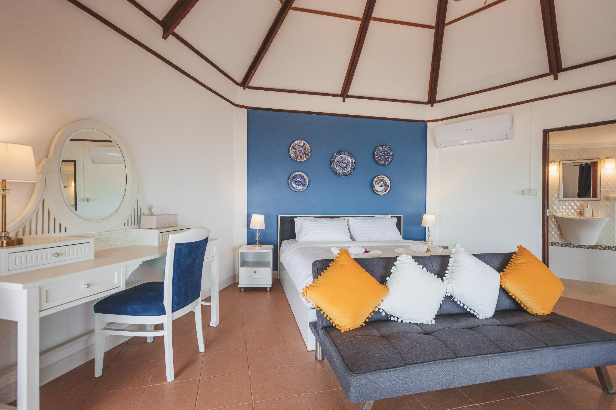 Male Dorm, Villa