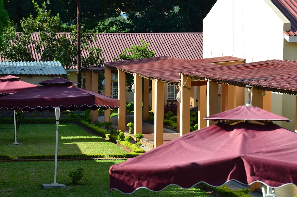 Riverside Hotel and Conference Centre 45/50