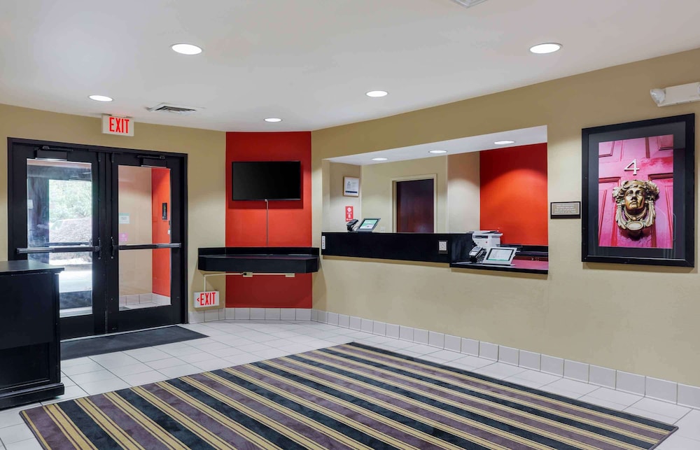 Extended Stay America Providence West Warwick 7/53
