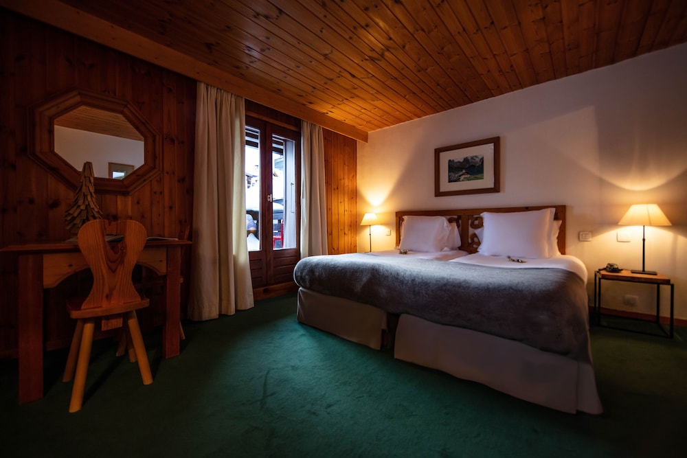 Hotel La Savoyarde 8/47