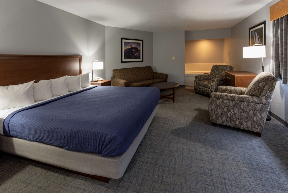 AmericInn by Wyndham Silver Bay 27/59